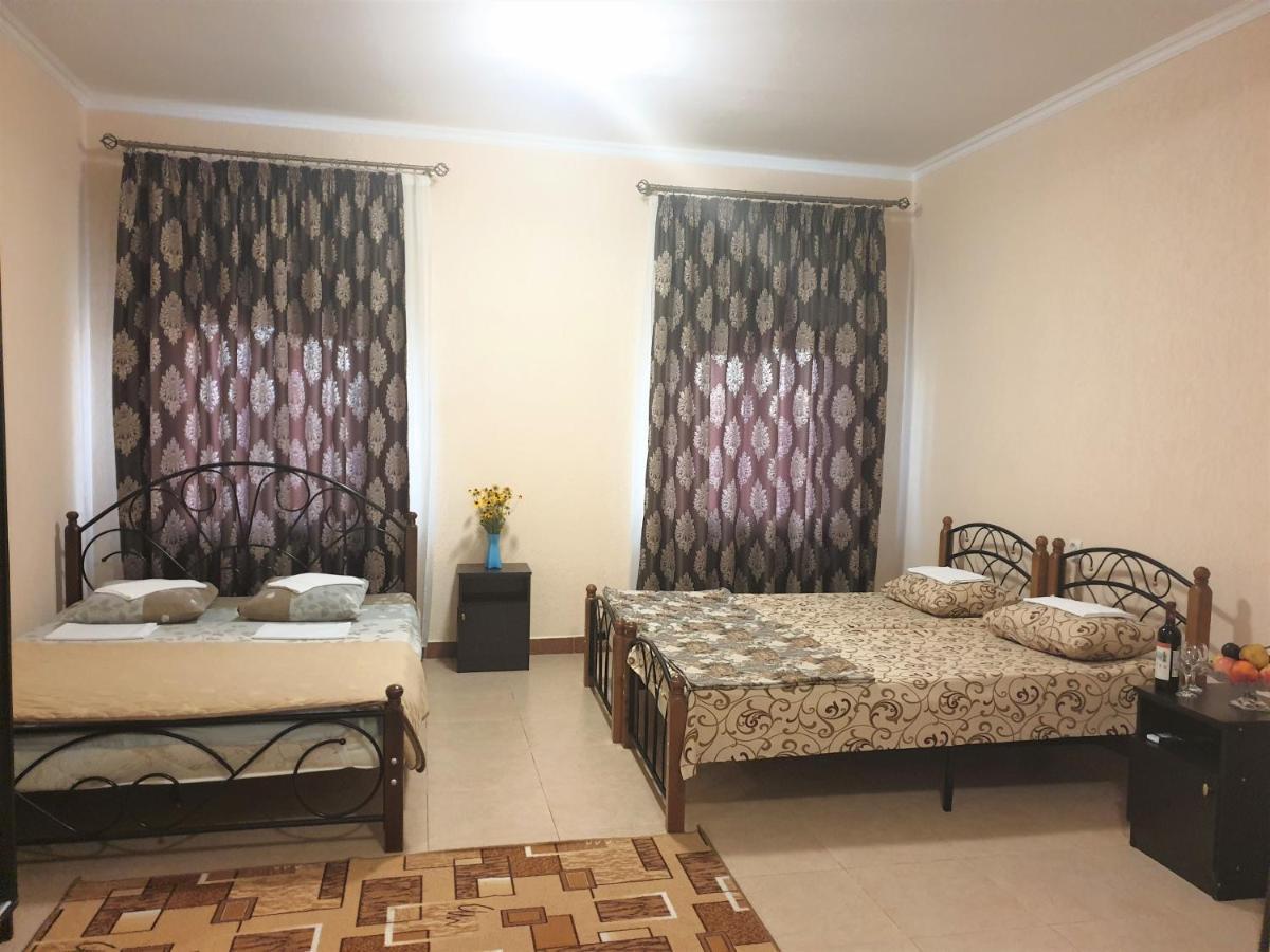 Guest House Lykhny Gagra Ngoại thất bức ảnh