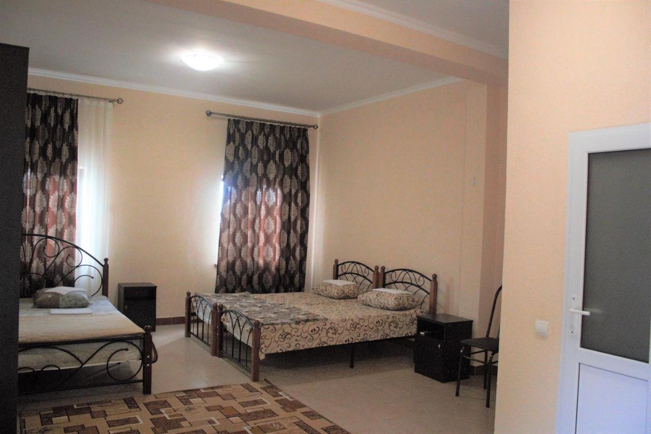 Guest House Lykhny Gagra Ngoại thất bức ảnh