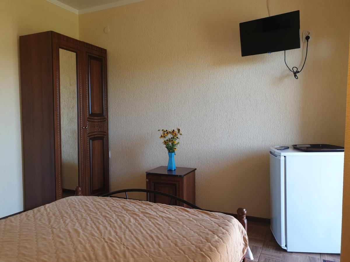 Guest House Lykhny Gagra Ngoại thất bức ảnh