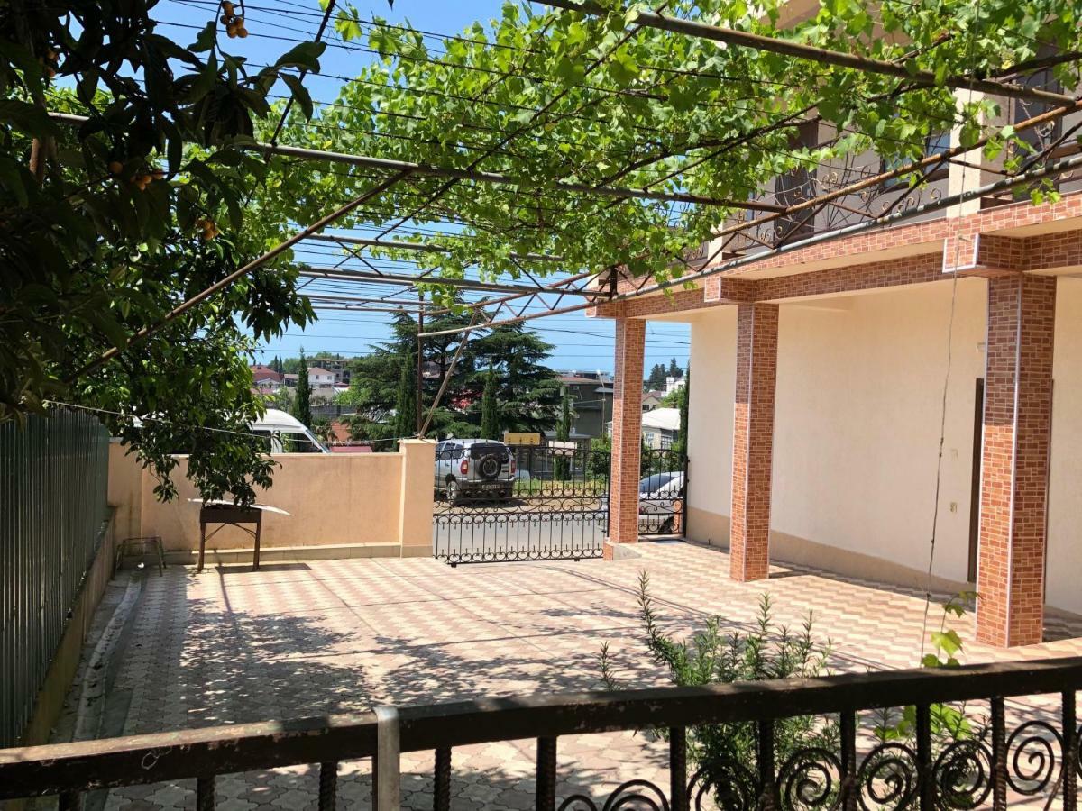 Guest House Lykhny Gagra Ngoại thất bức ảnh